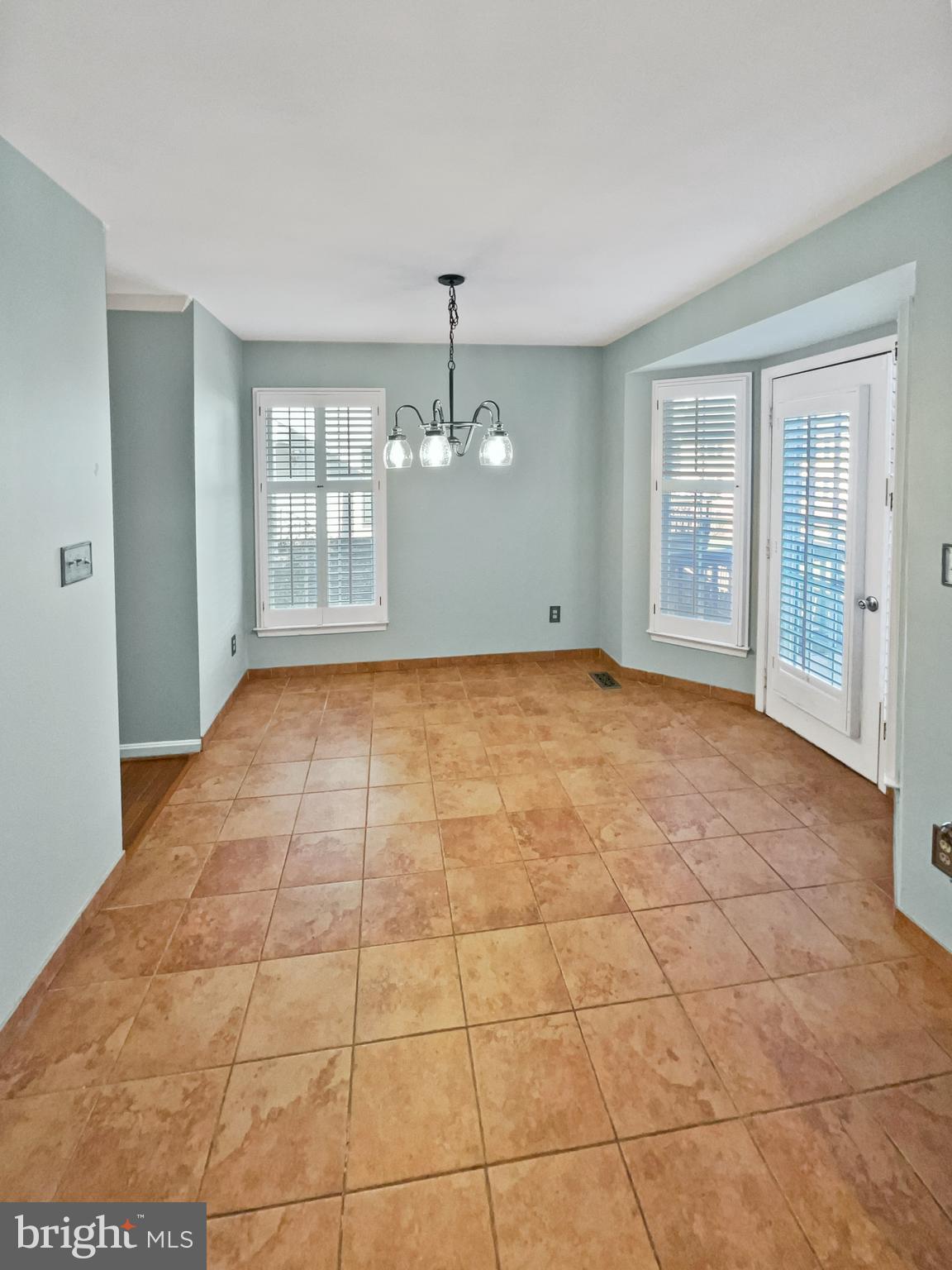 43388 Livery Square Ashburn, VA 20147 - Photo 9 of 28