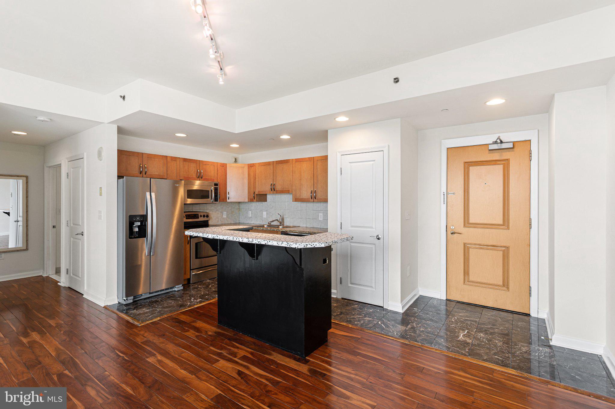 901-00 North Penn Street, Unit R1107 Philadelphia, PA 19123 - Photo 3 of 13 Gallery Image 3