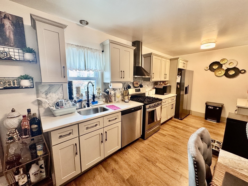 25 Pearl Street Clinton, MA 01510 - Photo 5 of 14