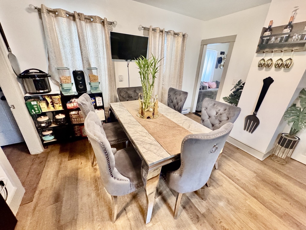 25 Pearl Street Clinton, MA 01510 - Photo 6 of 14