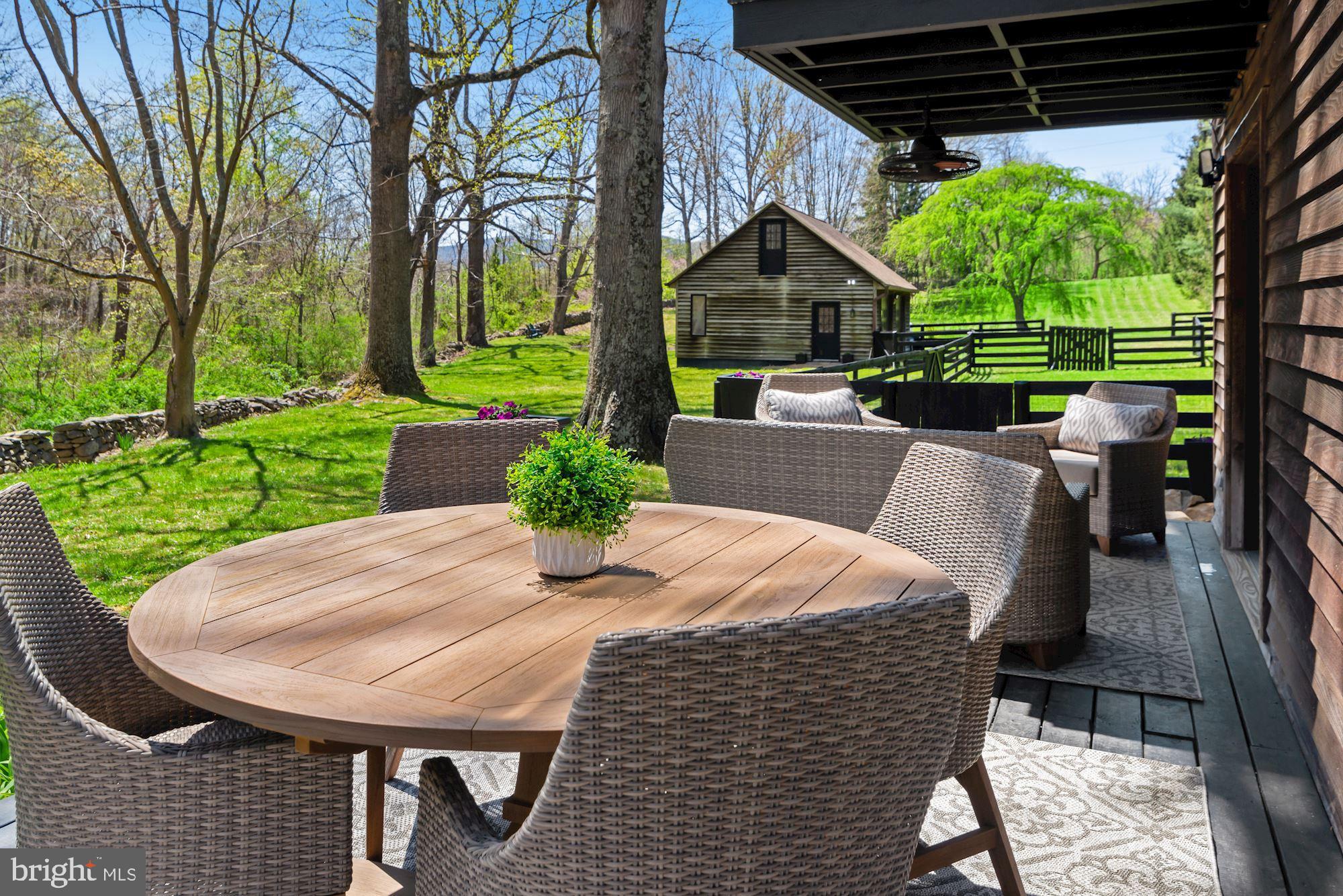 14091 Hume Road Hume, VA 22639 - Photo 29 of 41