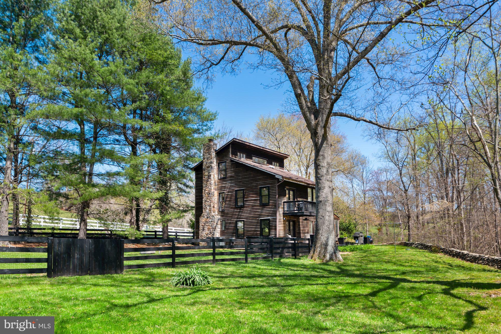 14091 Hume Road Hume, VA 22639 - Photo 33 of 41