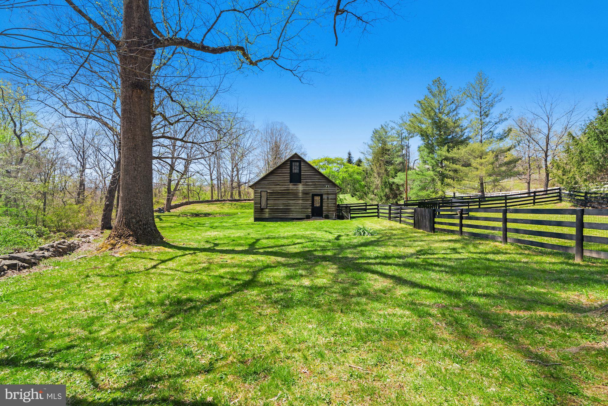 14091 Hume Road Hume, VA 22639 - Photo 34 of 41