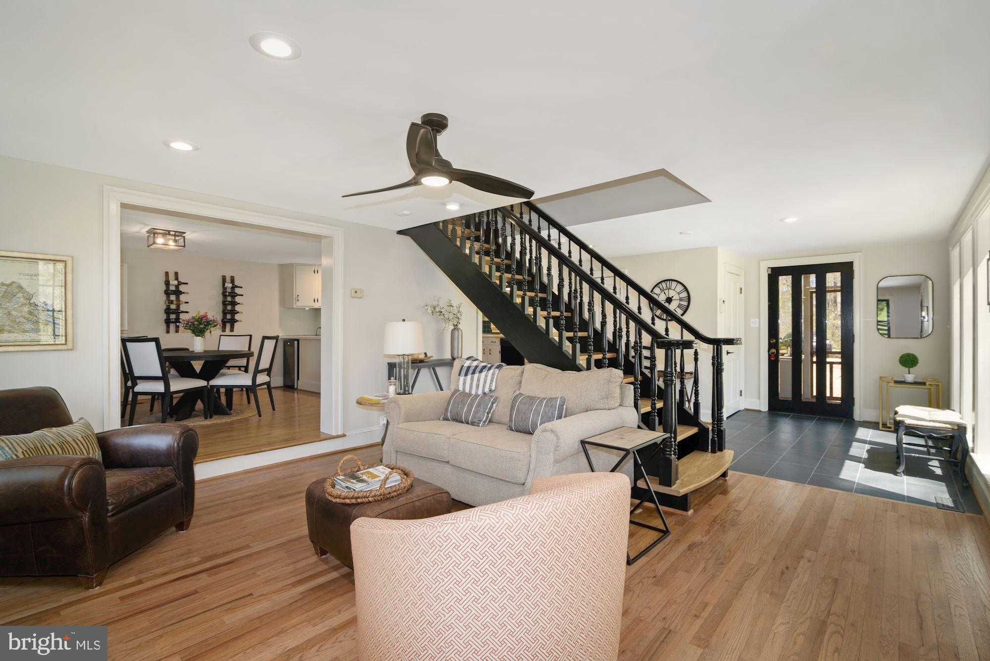 14091 Hume Road Hume, VA 22639 - Photo 5 of 41