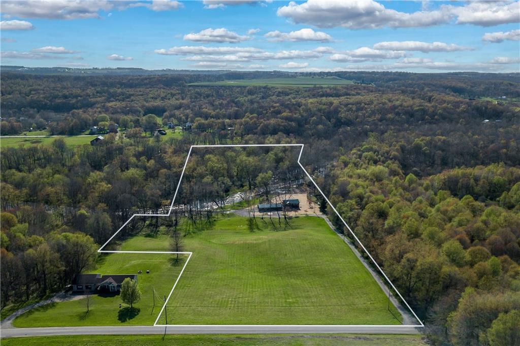 123 Smith Road Volant, PA 16156 - Photo 3 of 24