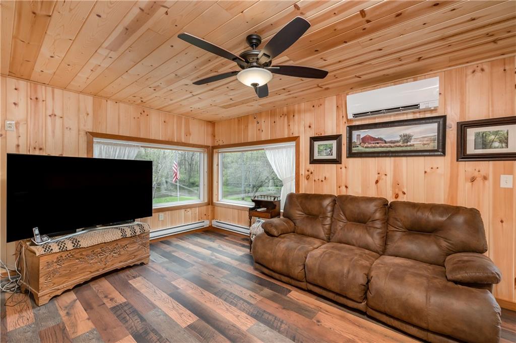 123 Smith Road Volant, PA 16156 - Photo 8 of 24