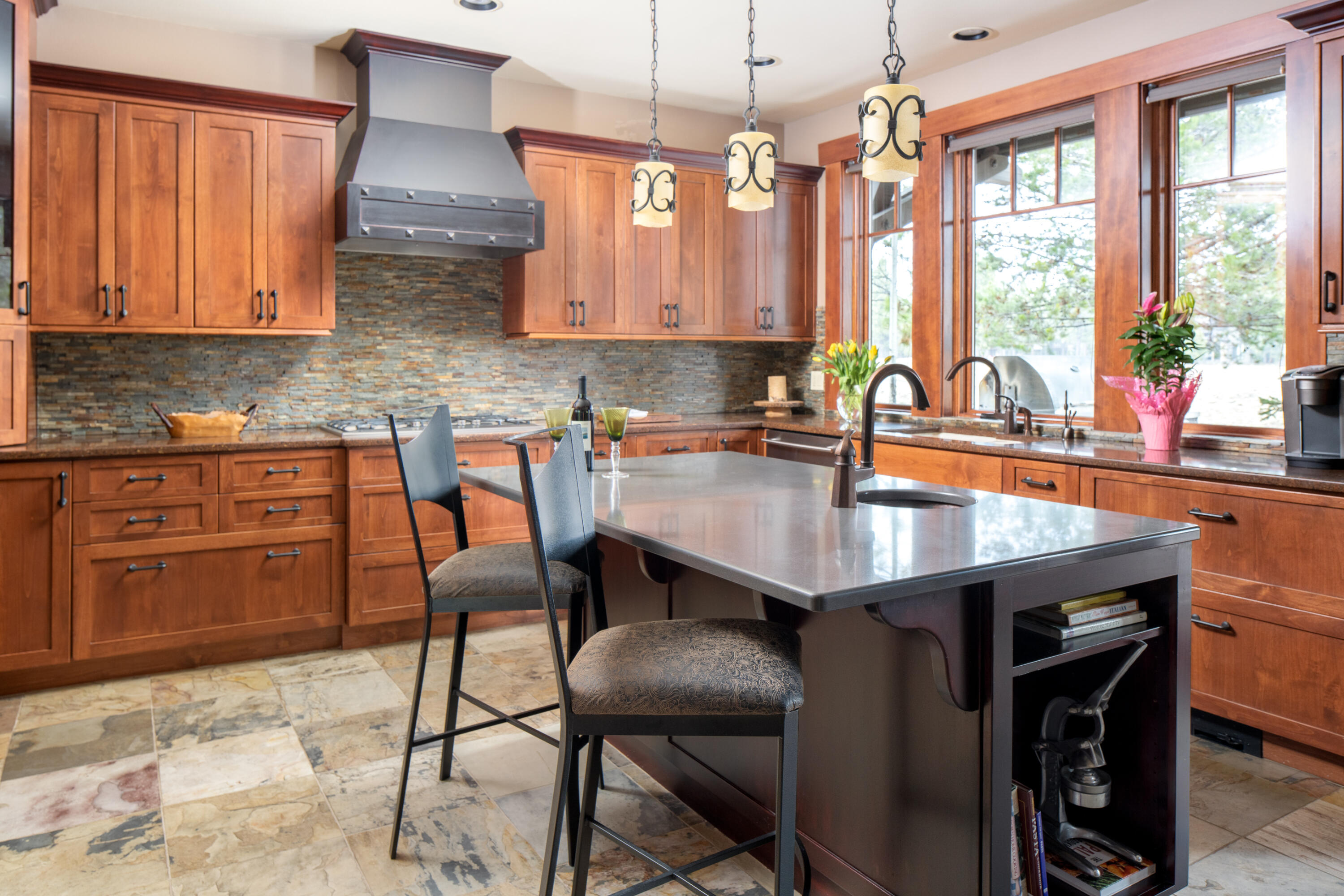 56688 Dancing Rock Loop Bend, OR 97707 - Photo 7 of 26 5 Kitchen