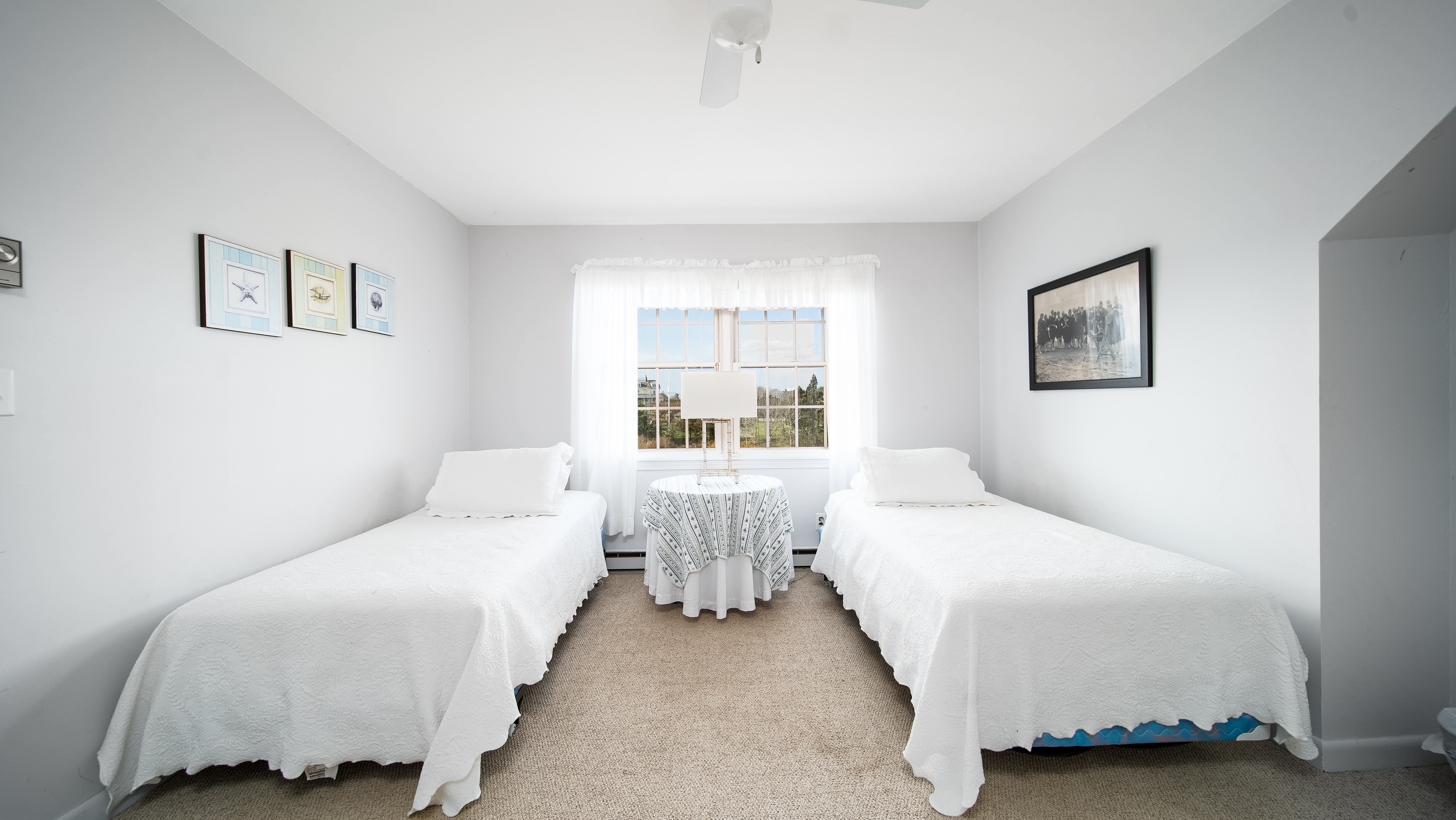 26 Pilgrim Road Nantucket, MA 02554 - Photo 15 of 20 Second floor twin bedroom.