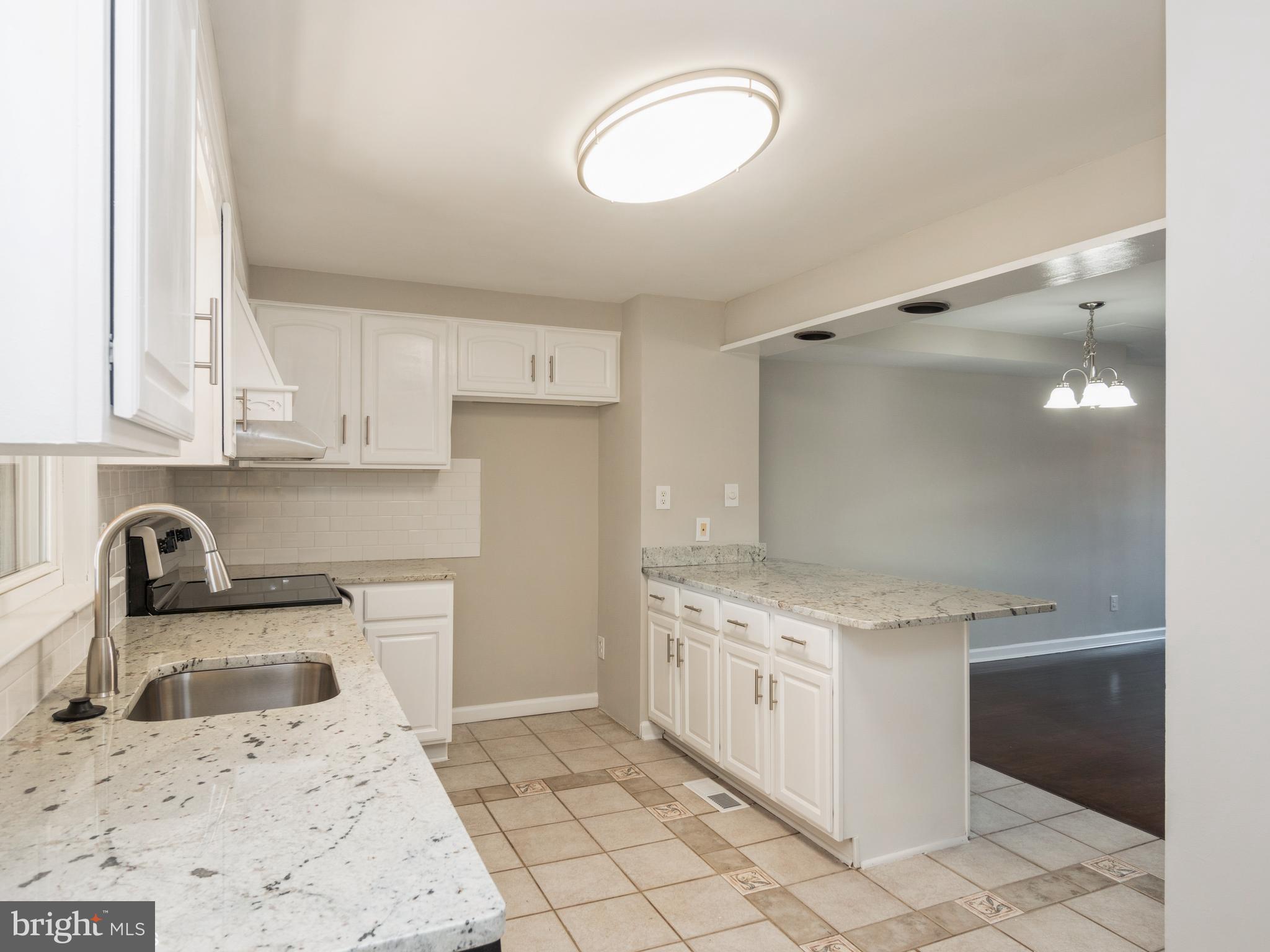 5606 Chelwynd Road Halethorpe, MD 21227 - Photo 6 of 15 Interior