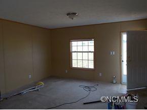 48 Daniel Ridge Drive Hendersonville, NC 28792 - Photo 3 of 6 Gallery Image 3