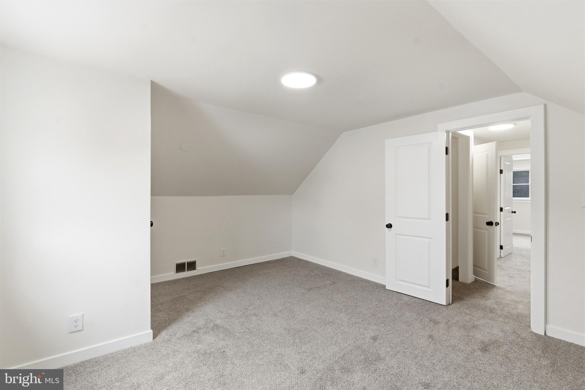 1988 Melvina Road Deptford, NJ 08096 - Photo 21 of 31