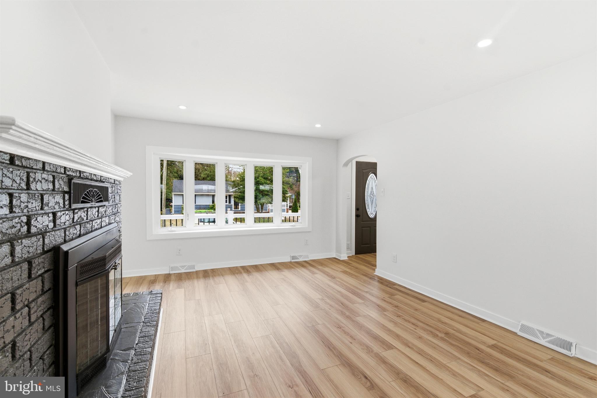 1988 Melvina Road Deptford, NJ 08096 - Photo 6 of 31