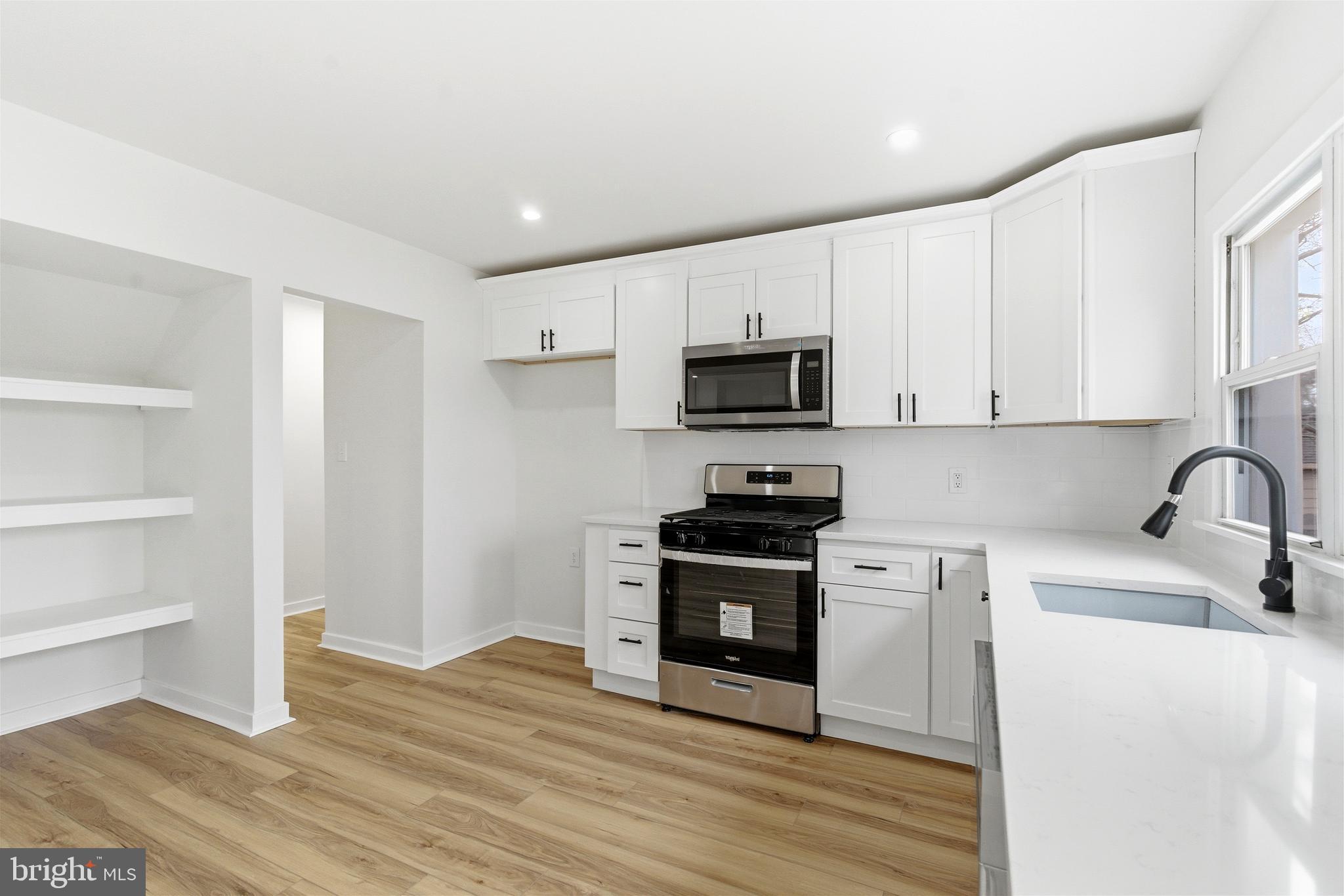 1988 Melvina Road Deptford, NJ 08096 - Photo 8 of 31