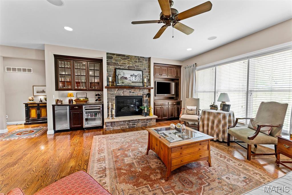 9906 Sappington Road St. Louis, MO 63128 - Photo 9 of 40 Gallery Image 9