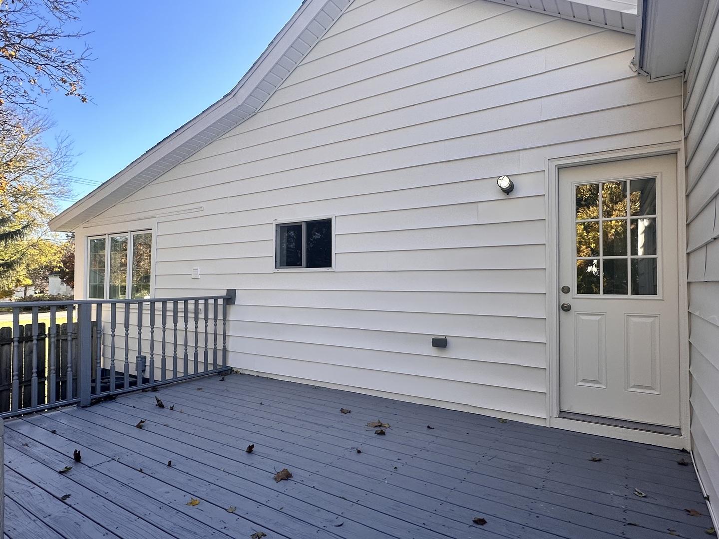 210 West Hall Street Leland, IL 60531 - Photo 8 of 36 a view of a wooden deck