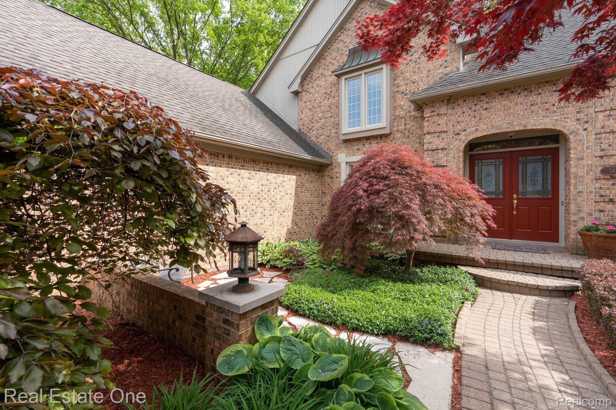 1403 Springwood Lane Rochester, MI 48309 - Photo 38 of 47 DSC06887-HDR.jpg
