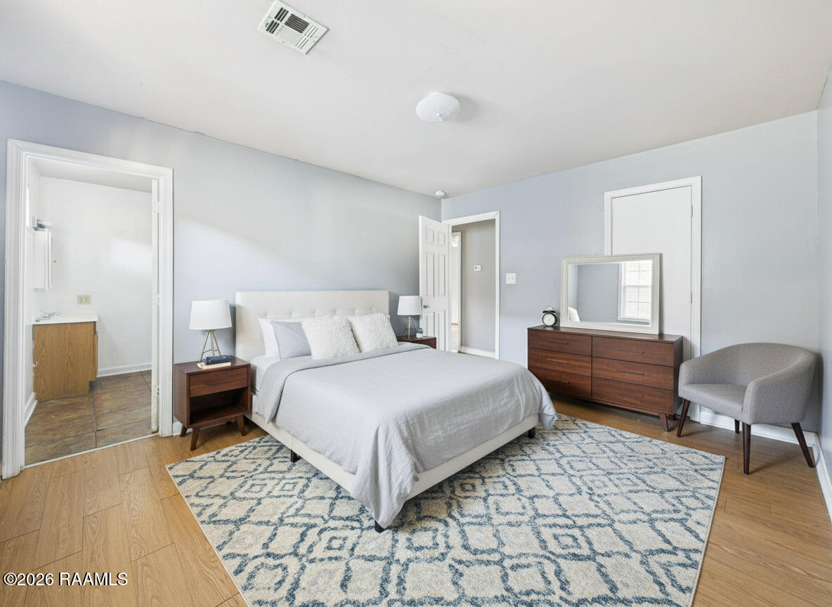 611 Walker Road Lafayette, LA 70506 - Photo 11 of 19 CAM04246G0-PR0214-STILL010-001 (1)