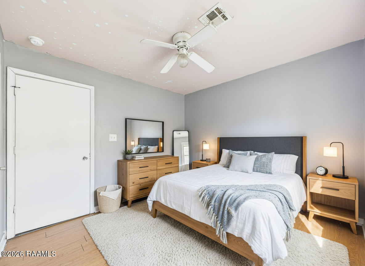 611 Walker Road Lafayette, LA 70506 - Photo 9 of 19 CAM04246G0-PR0214-STILL006-001 (1)