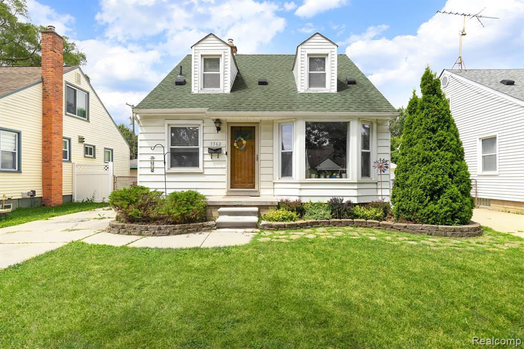 3362 Monroe Street Dearborn, MI 48124 - Photo 1 of 34