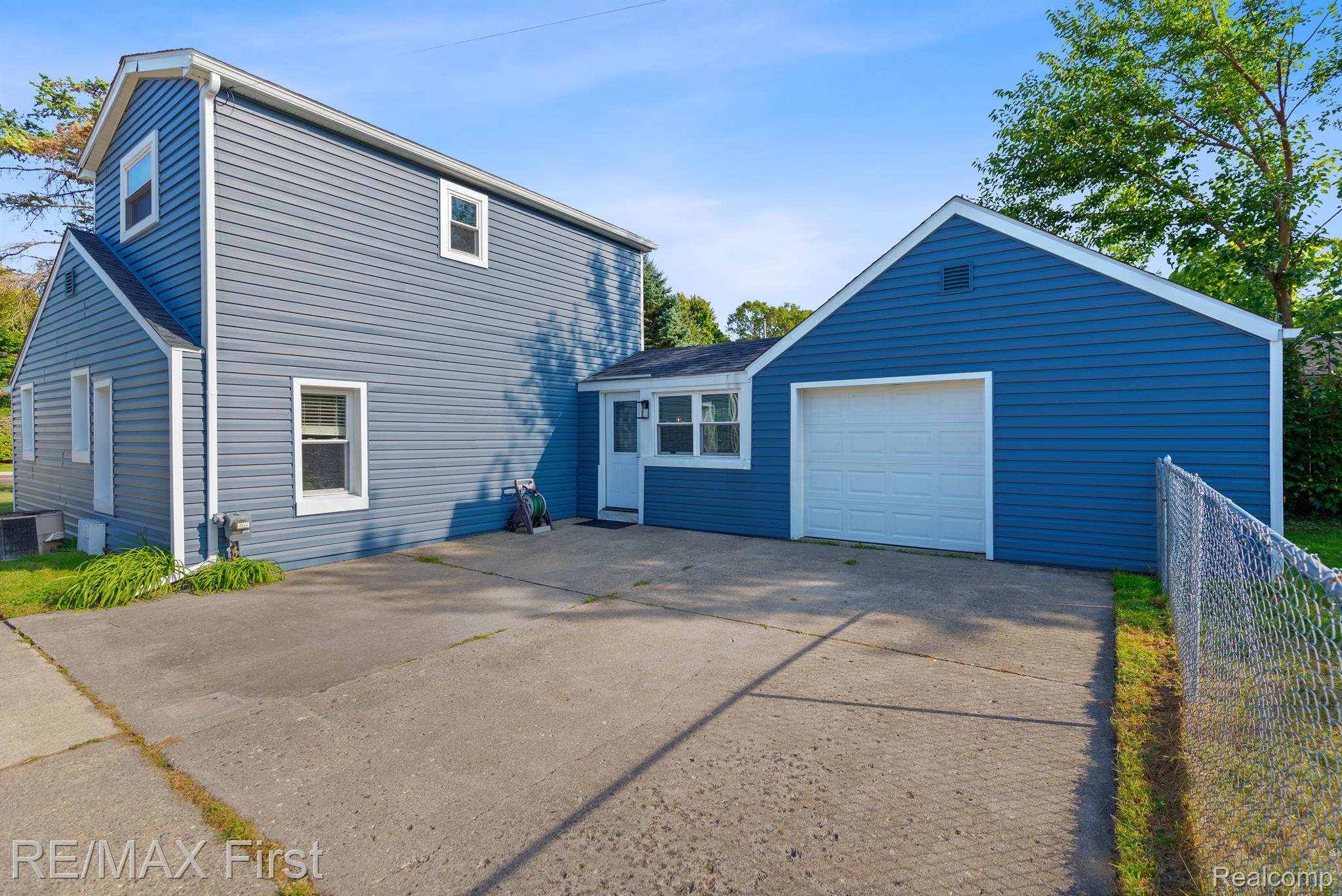 2931 South Rochester Road Royal Oak, MI 48073 - Photo 3 of 24 Gallery Image 3