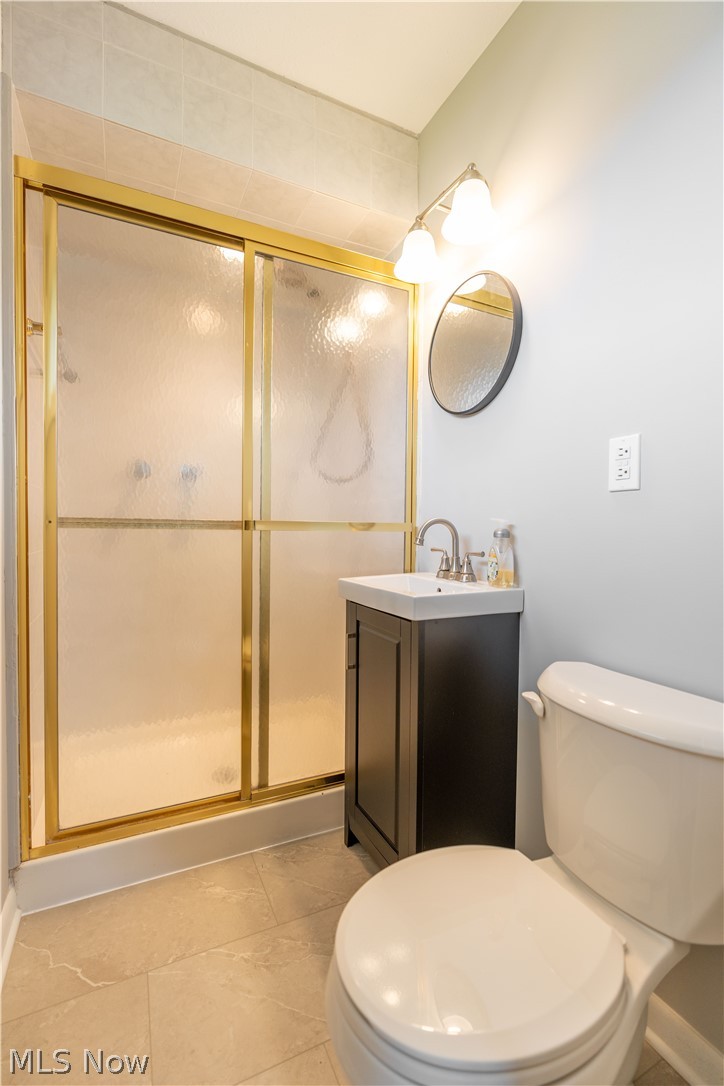 781 Long Ridge Drive Independence, OH 44131 - Photo 24 of 31 master bath