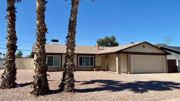$2,500 | 12728 North 40th Place, Phoenix, AZ 85032