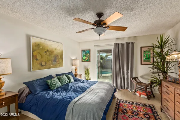 $2,500 | 12728 North 40th Place, Phoenix, AZ 85032