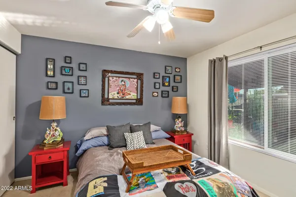 $2,500 | 12728 North 40th Place, Phoenix, AZ 85032