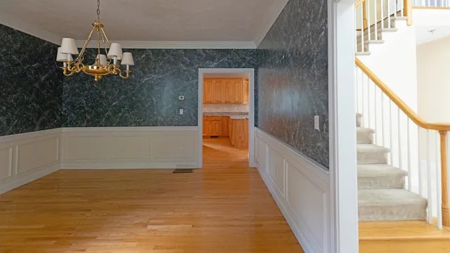 $989,900 | 6 Eastbrook Farm Road, Southborough, MA 01772