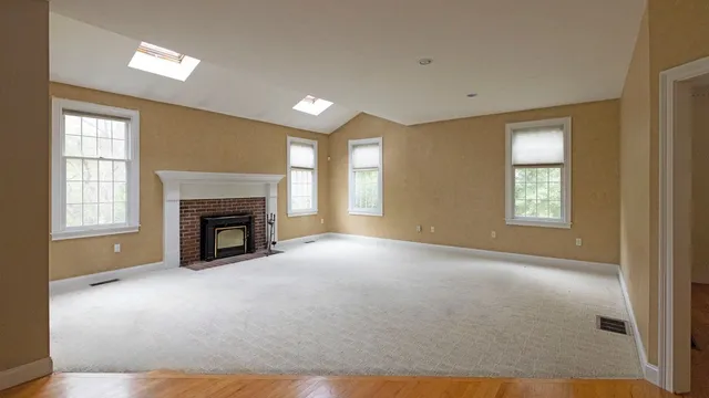 $989,900 | 6 Eastbrook Farm Road, Southborough, MA 01772