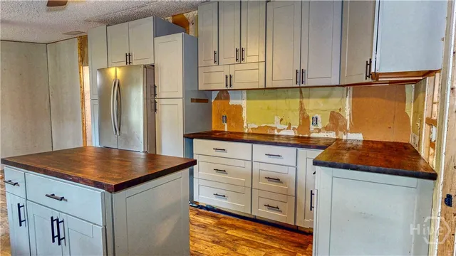 $230,000 | 108 Olney Station Drive, Ellabell, GA 31308