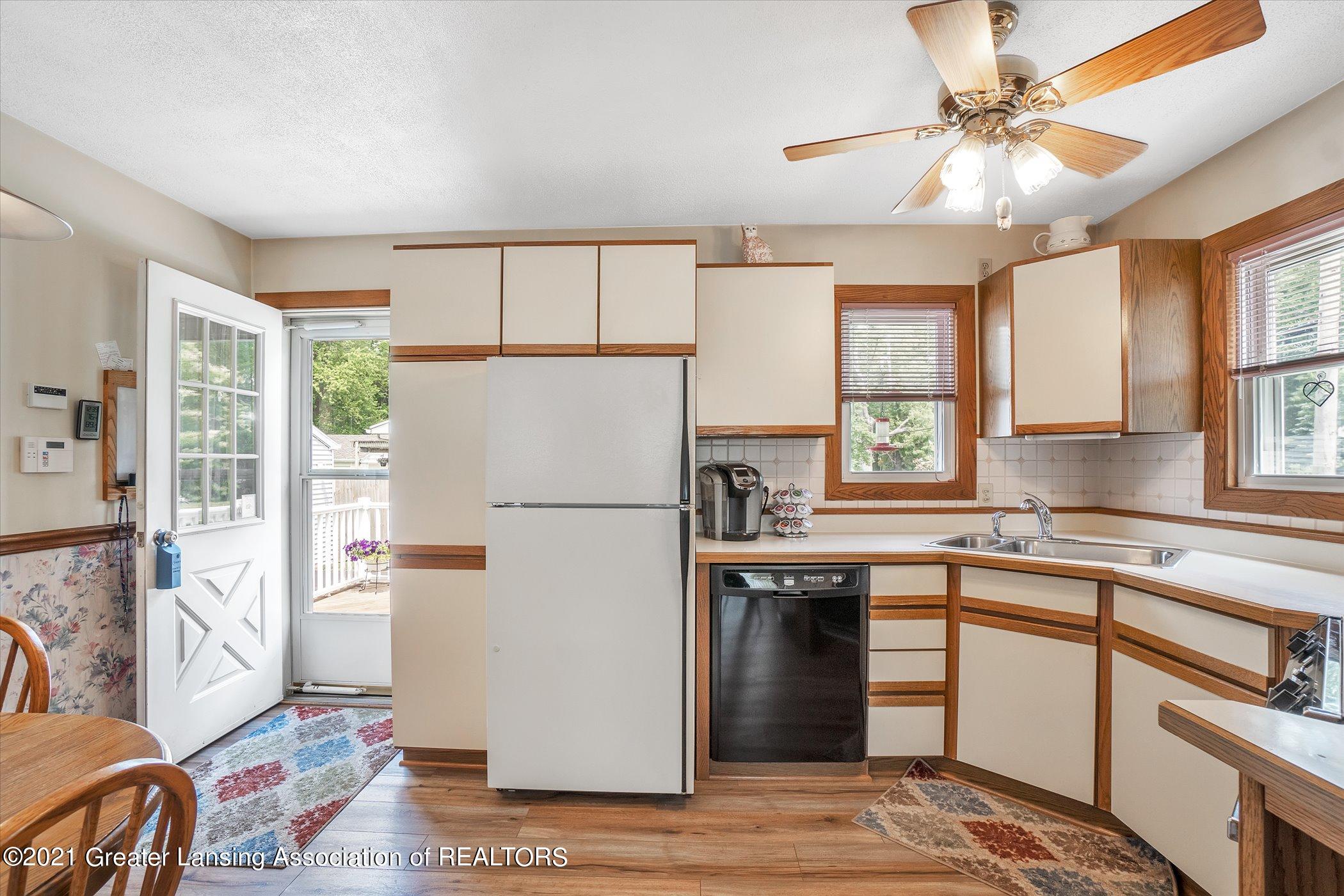 6212 Cooper Road Lansing, MI 48911 - Photo 12 of 51 12-6212-Cooper-Rd-Lansing-MI-48911-Windo
