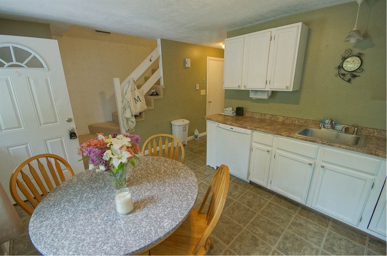 21 L Pingree Hill Road Derry, NH 03038 - Photo 8 of 26