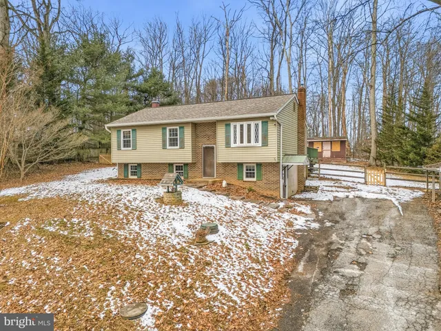 $380,000 | 2213 Green Haven Way, Hampstead, MD 21074