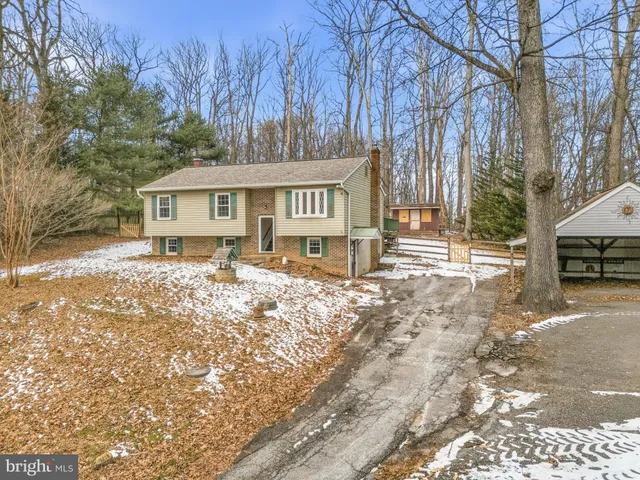 $380,000 | 2213 Green Haven Way, Hampstead, MD 21074