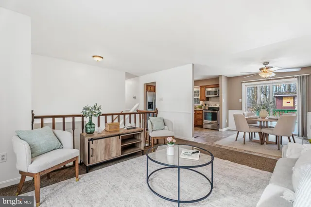 $380,000 | 2213 Green Haven Way, Hampstead, MD 21074