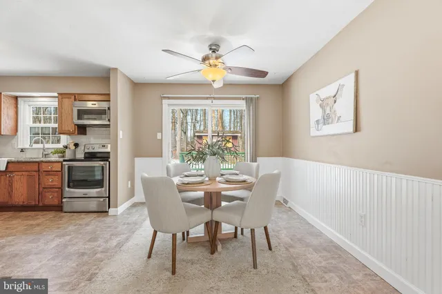 $380,000 | 2213 Green Haven Way, Hampstead, MD 21074