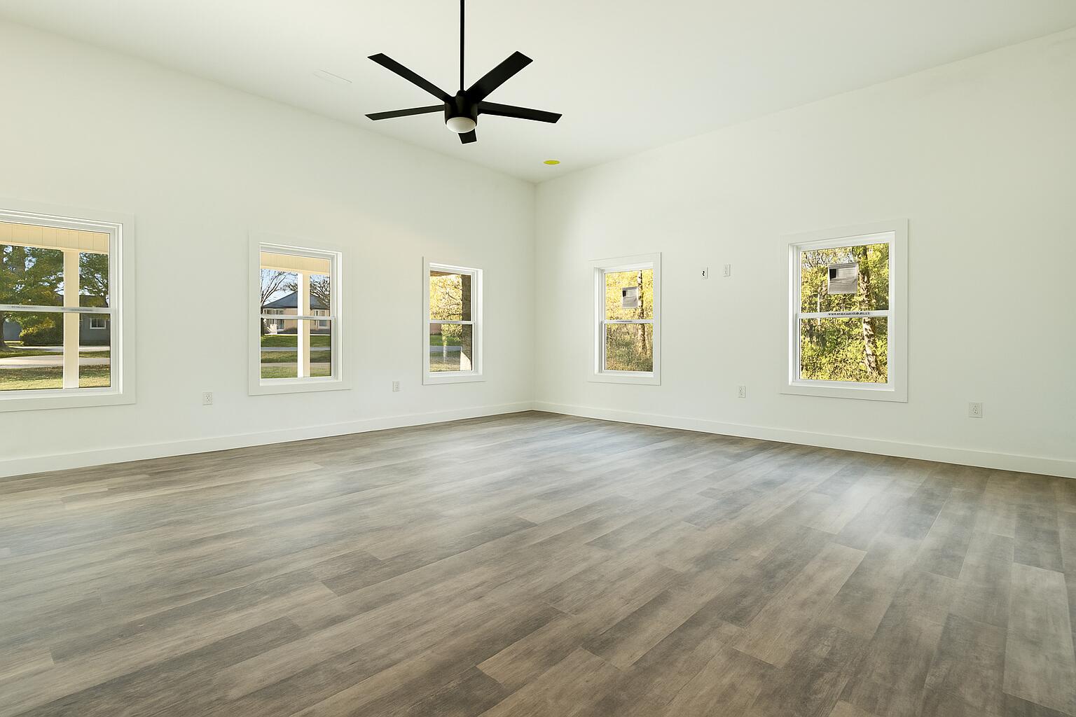 185 Pine Tree Road Nancy, KY 42544 - Photo 6 of 19 Living Room