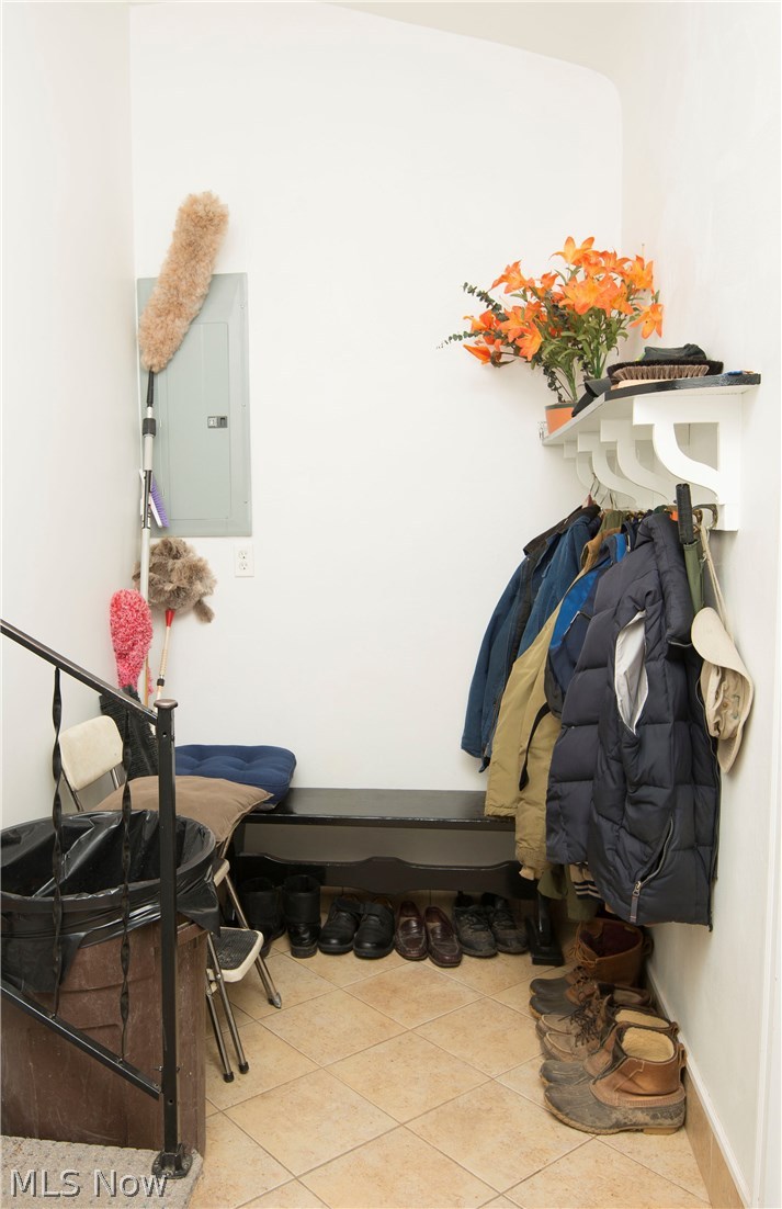 7844 Kinsman Road Novelty, OH 44072 - Photo 12 of 27 Mud room located just off the kitchen.