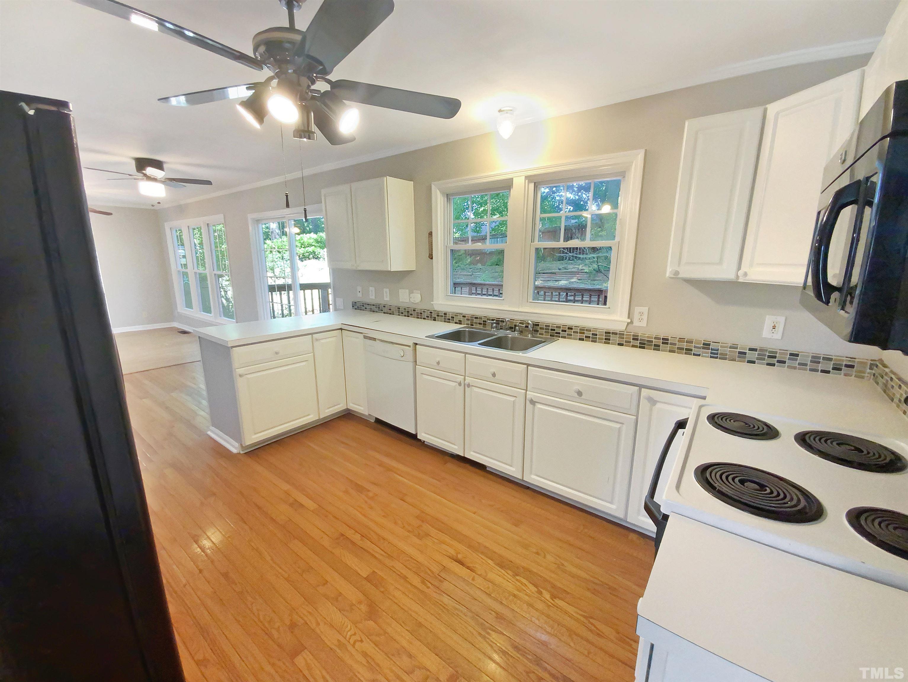 1206 Lexington Farm Road Apex, NC 27502 - Photo 8 of 18 Gallery Image 8