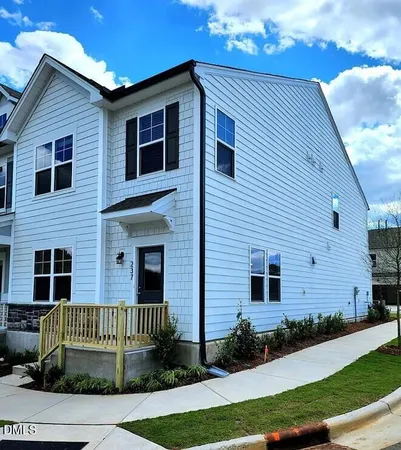 $1,799 | 237 Truss Bridge Street, Fuquay-Varina, NC 27526