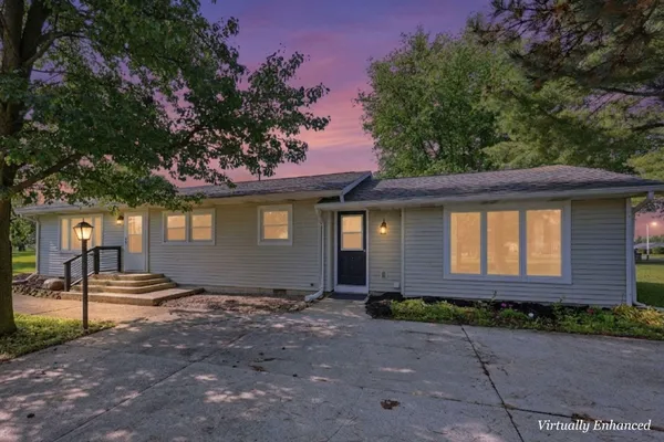 $439,900 | 1155 West Choctaw Drive, London, OH 43140