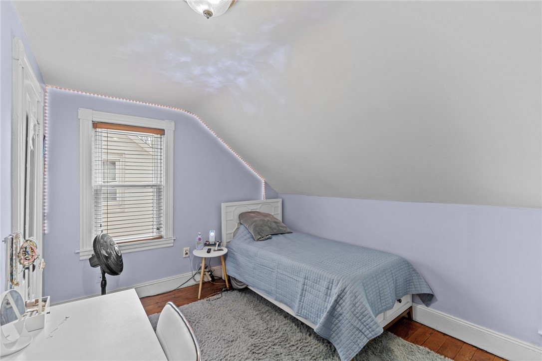 40 Ruth Avenue East Providence, RI 02916 - Photo 12 of 20 Gallery Image 12