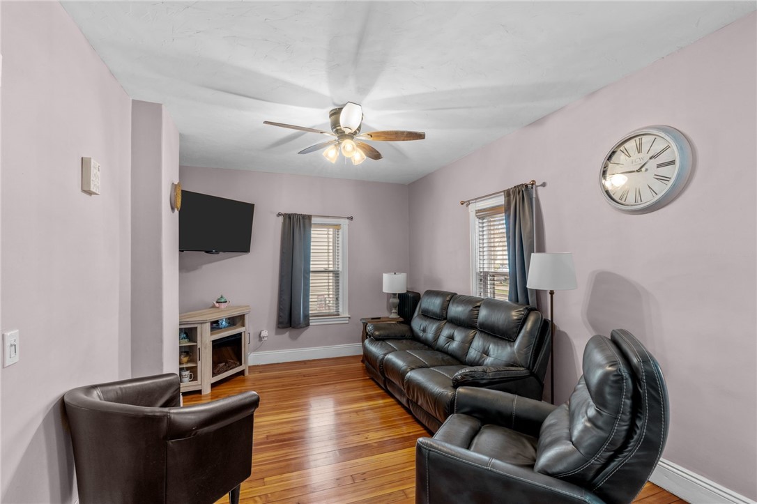 40 Ruth Avenue East Providence, RI 02916 - Photo 5 of 20 Gallery Image 5