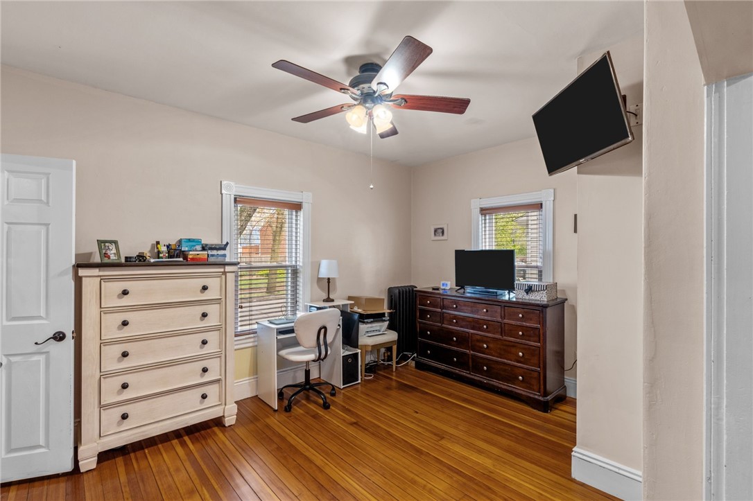 40 Ruth Avenue East Providence, RI 02916 - Photo 10 of 20 Gallery Image 10
