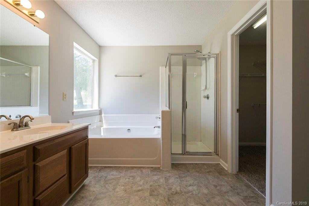 14413 Smith Road Charlotte, NC 28273 - Photo 4 of 16 Gallery Image 4