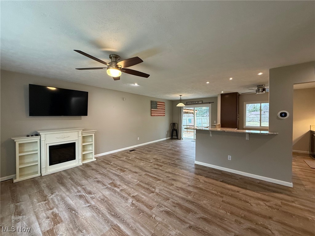 5998 Collins Road Mentor, OH 44060 - Photo 4 of 38 Gallery Image 4
