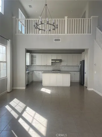 $5,400 | 121 Holly Springs, Irvine, CA 92618