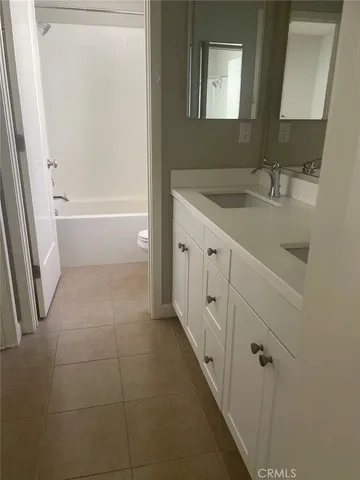 $5,400 | 121 Holly Springs, Irvine, CA 92618