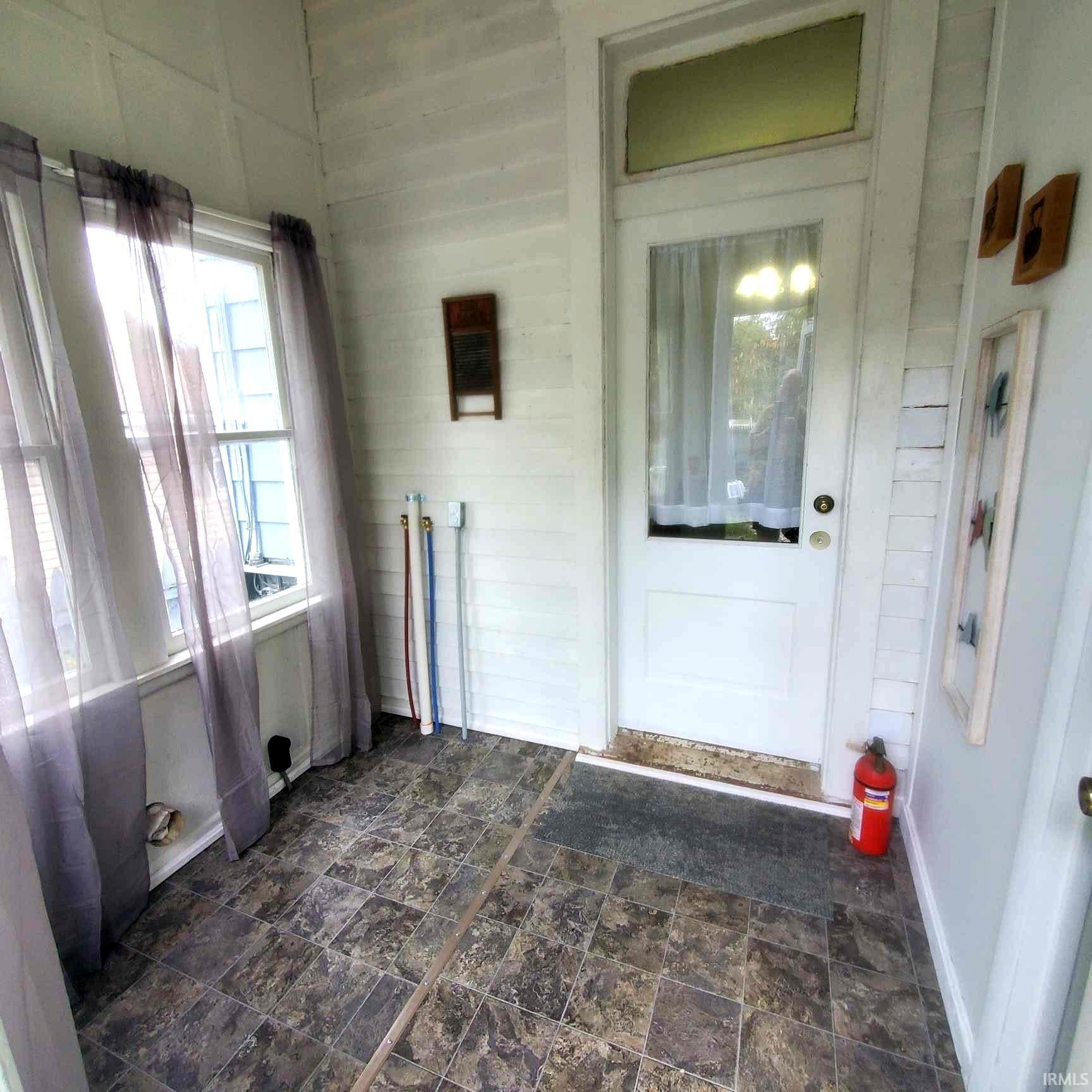 227 South 7th Street Vincennes, IN 47591 - Photo 5 of 15